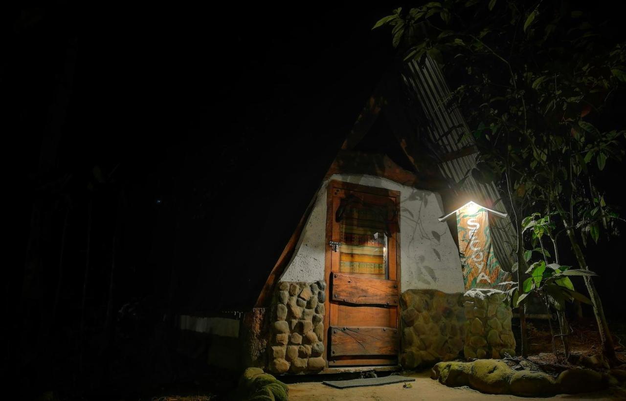Jungle Roots Hotel Tena Exterior foto